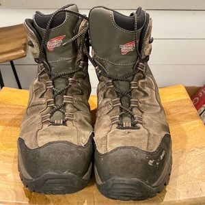 Red  Wing Work - TRUHIKER
MEN'S 6-INCH WATERPROOF SAFETY TOE HIKER BOOT
